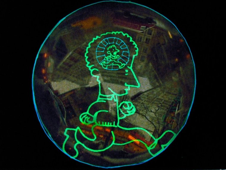 Czy Noam Chomsky jest wysoki czy szczęśliwy_2